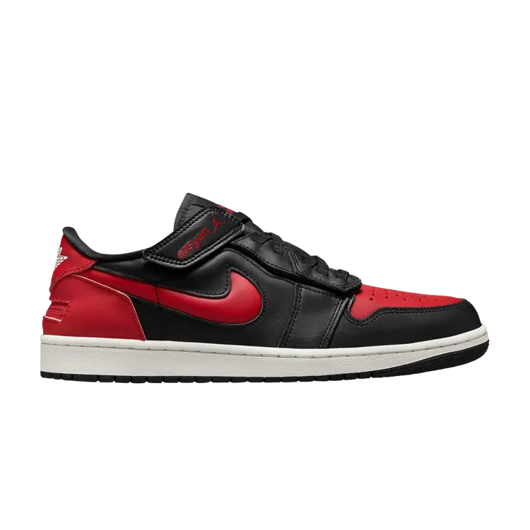 

Кроссовки Air Jordan 1 Low FlyEase Bred, красный