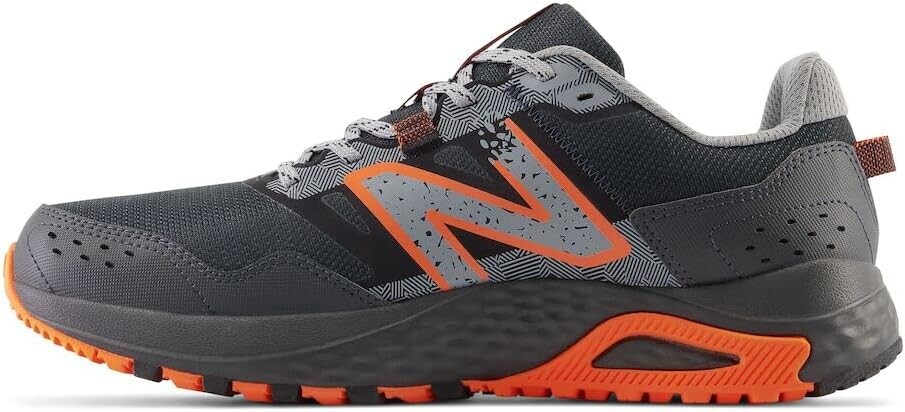 

Мужские кроссовки New Balance 410 V8 для трейлраннинга, черный/кайенский/теневой серый