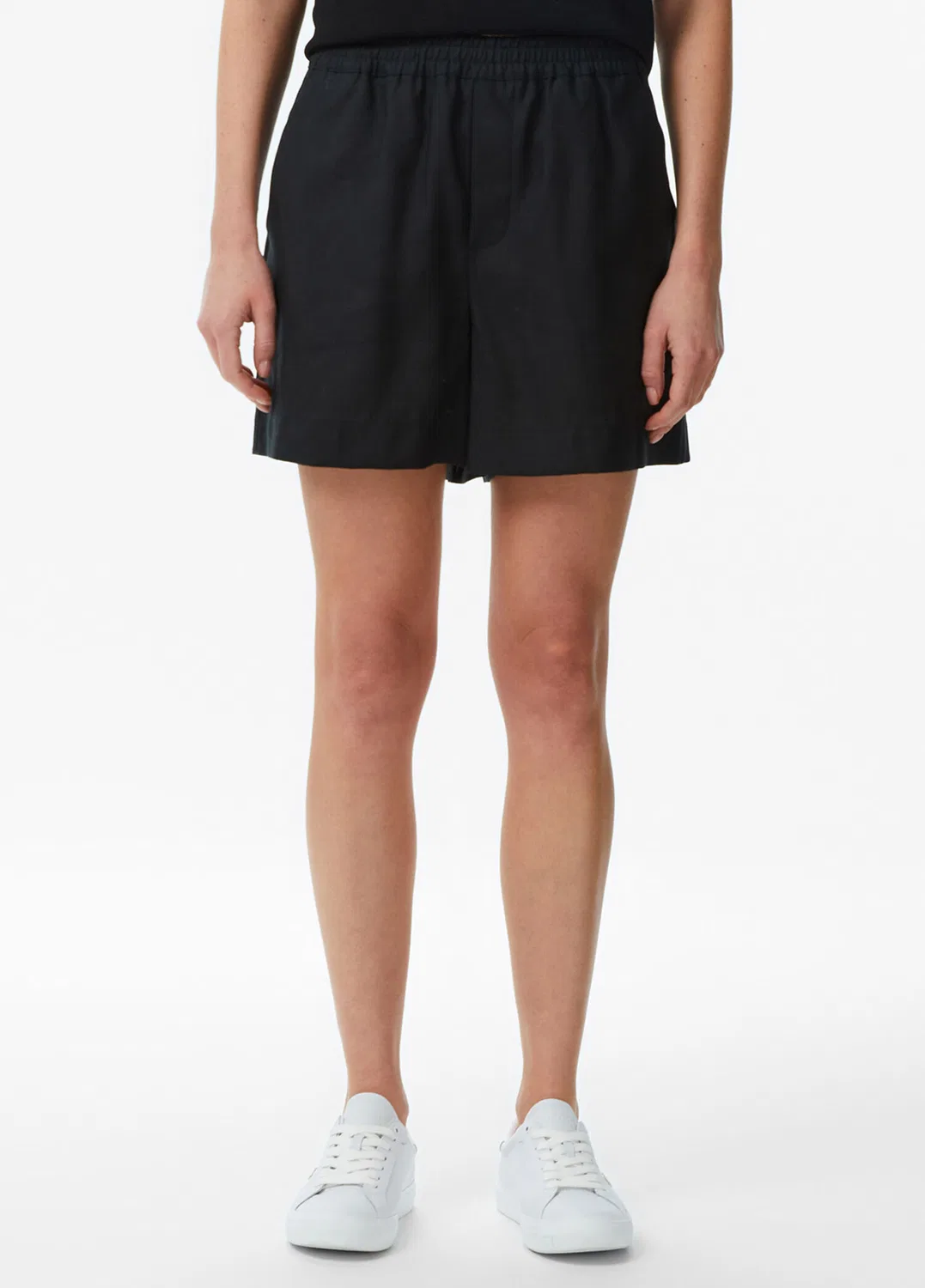 Бермуды Lacoste Relaxed Fit, черные — фото 2
