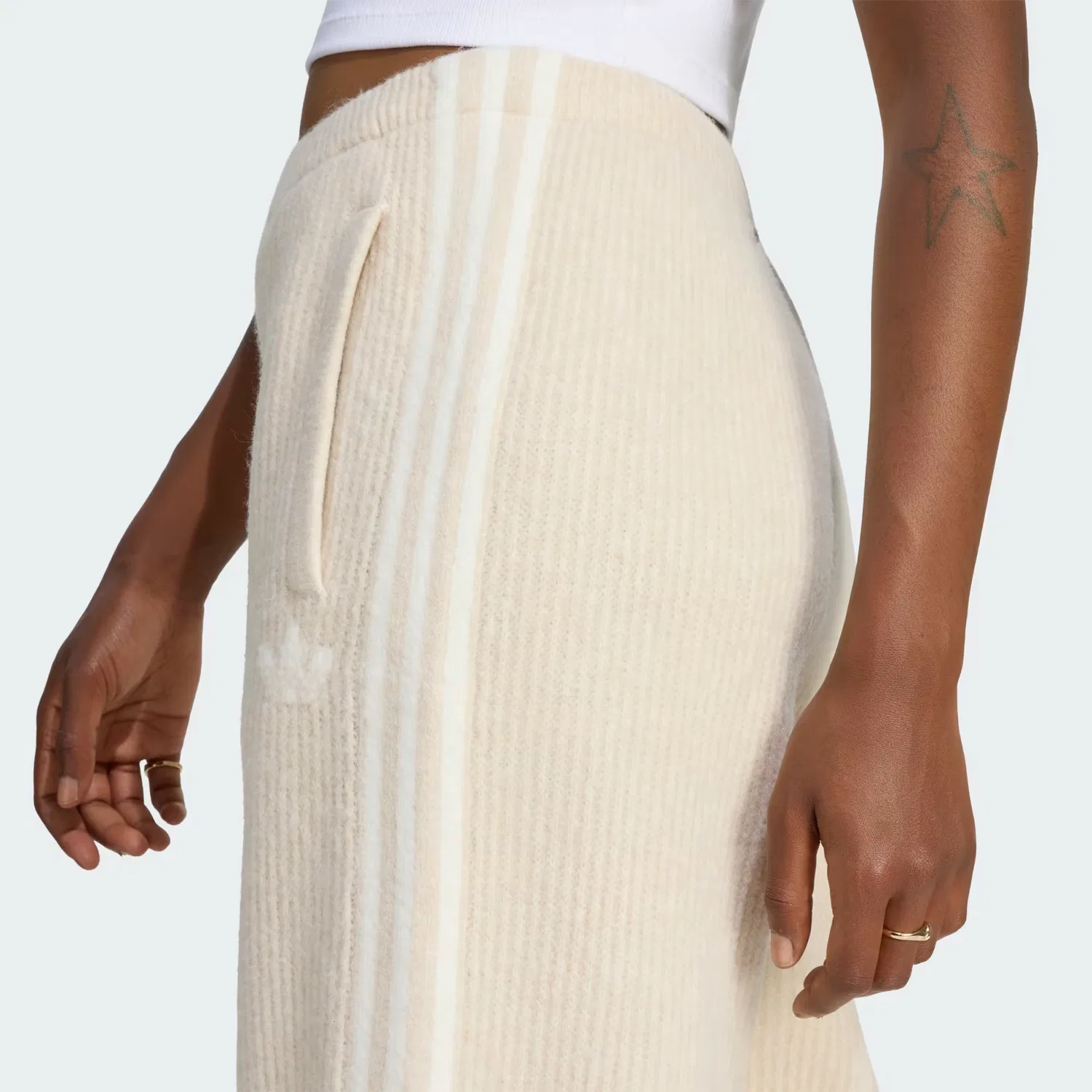 Женские вязаные брюки с эффектом баллона Jennie Knitted Loose Pants Adidas Originals, Bliss — фото 2