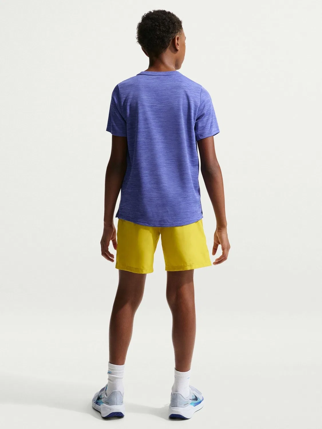 Футболка Nike Miler Dri-FIT с коротким рукавом Nike, лазурно-синий — фото 2