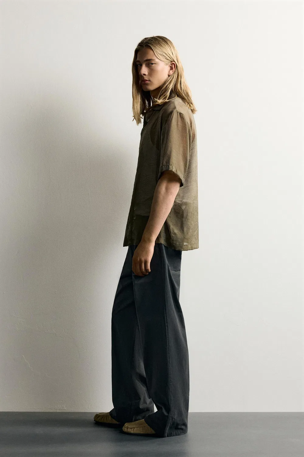 Рубашка из жаккарда с жидкой текстурой ZARA, Khaki — фото 4
