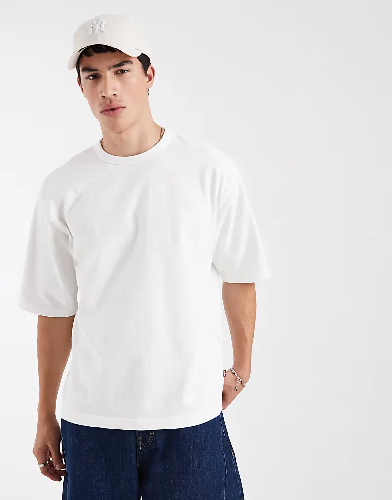 Свободная футболка Levi's из плотной ткани, белый