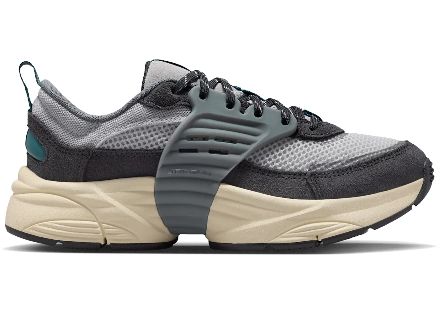 Детские кроссовки Lifestyle Jordan Trunner O/S Jordan, Photon Dust/Anthracite/Cool Grey/Ash Green