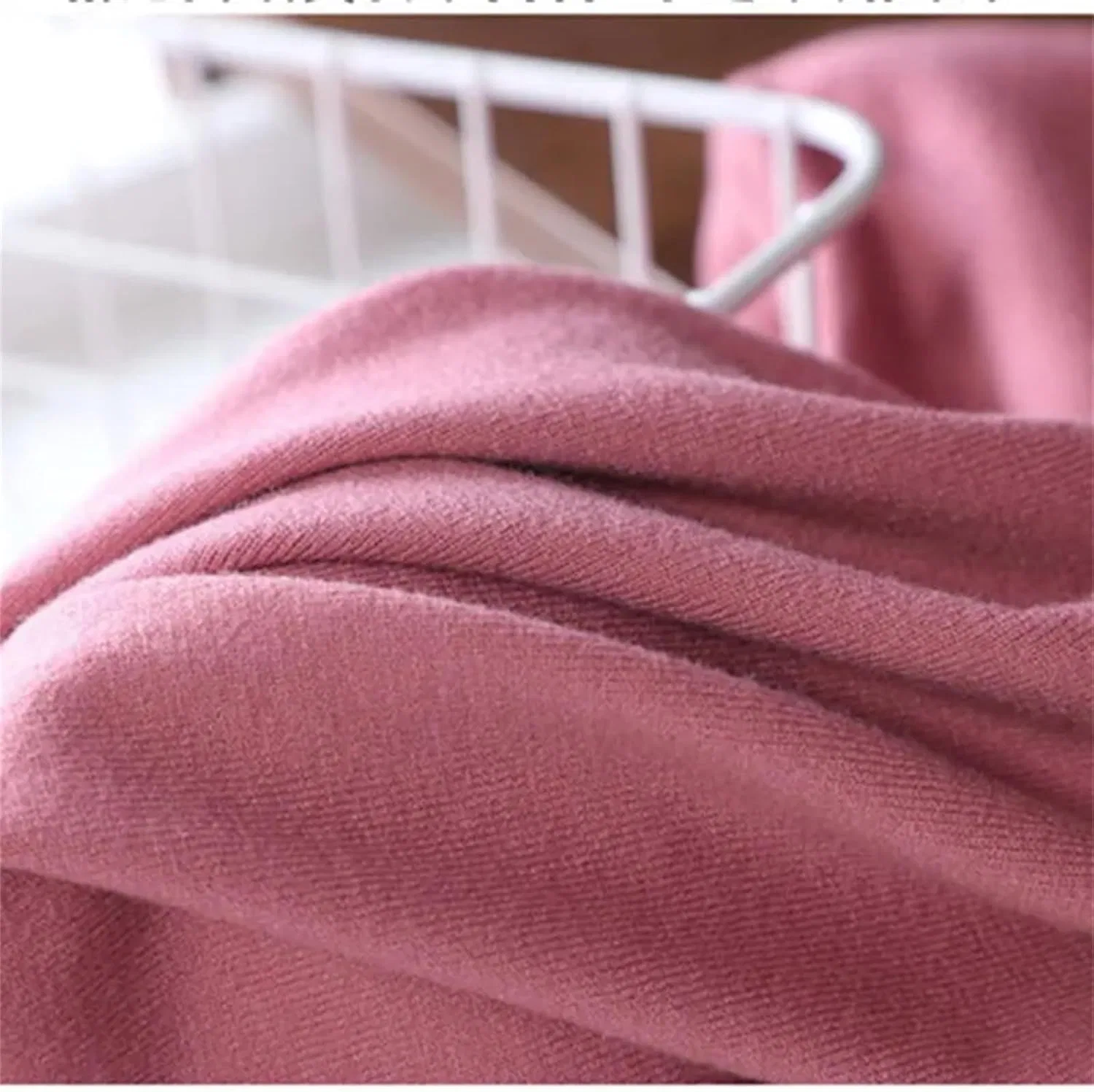 Мужская хлопковая футболка с круглым вырезом Cashmere, Yellow — фото 4