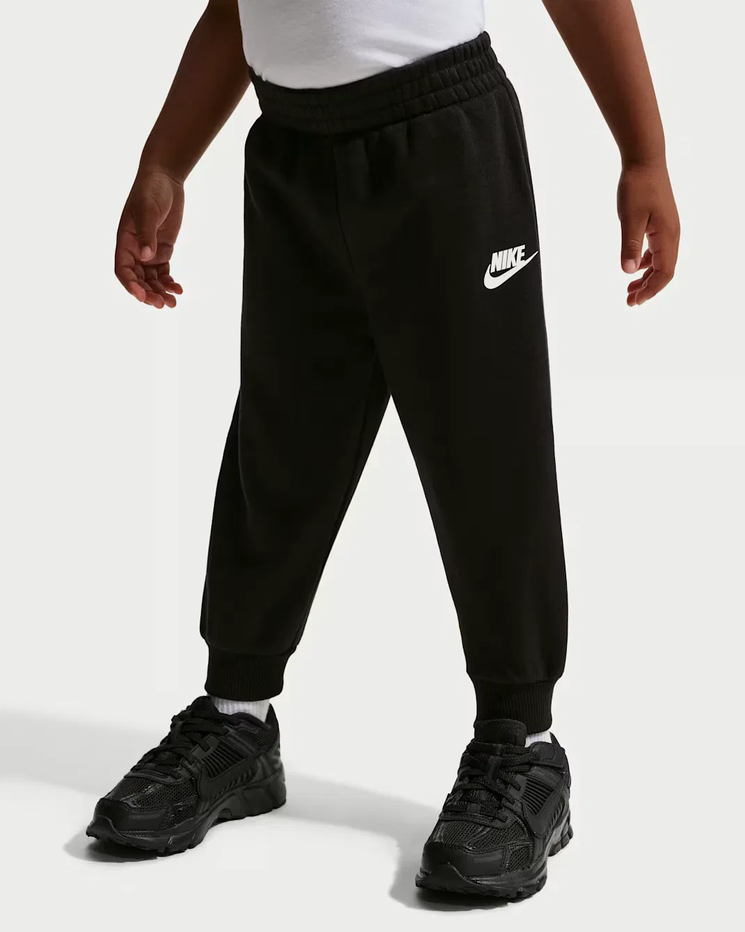 Детский спортивный комплект из двух предметов: пуловер с капюшоном Nike Sportswear, Black — фото 4