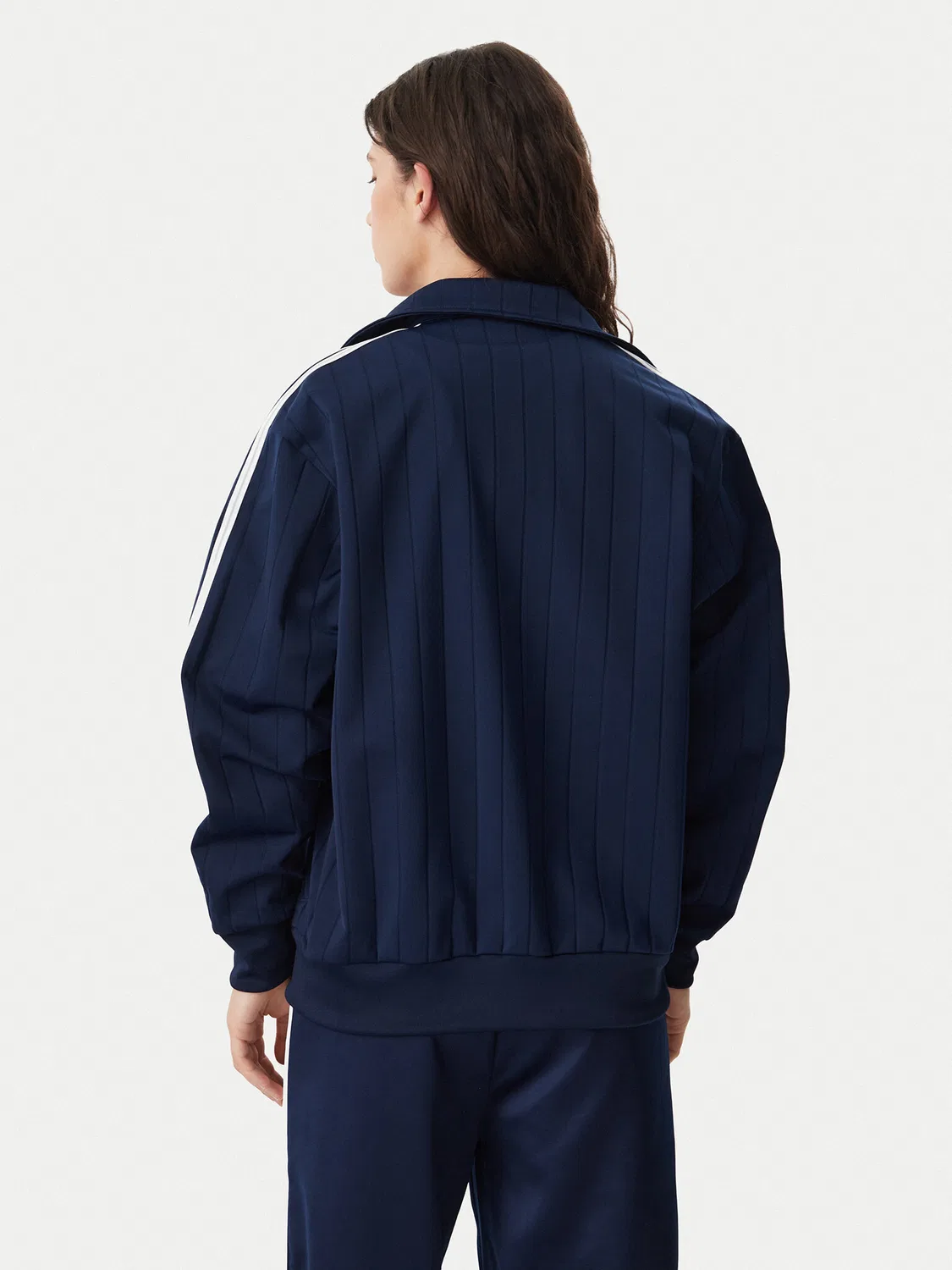 Женская толстовка стандартного кроя Pinstripe Firebrid Loose Tracktop Adidas, темно-синий — фото 3
