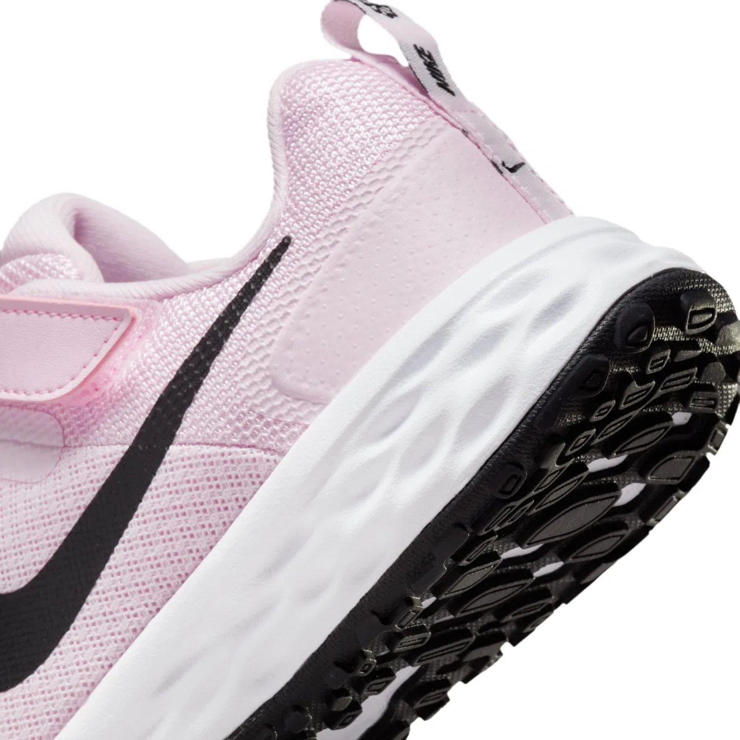 Детские кроссовки для мальчиков без шнурков Revolution 6 NIKE, Pink Pink Foam Black — фото 4