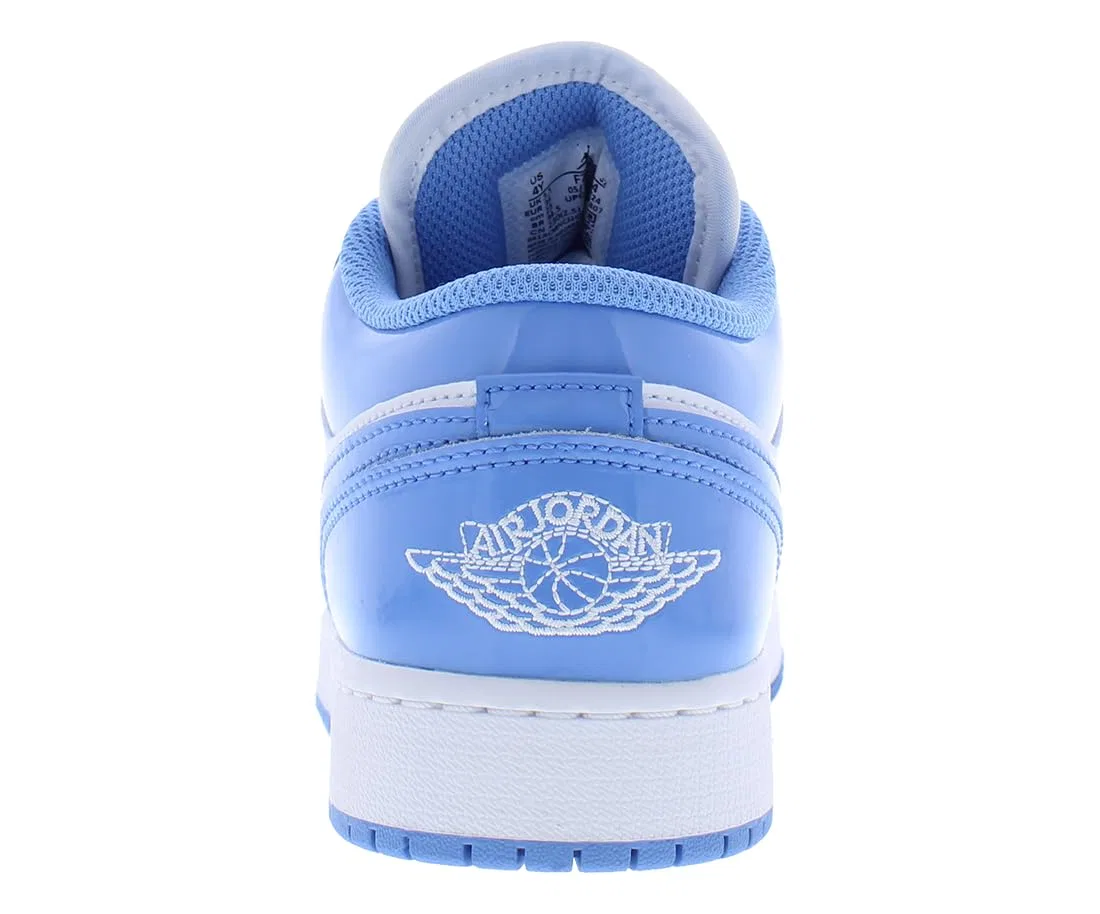 Детские баскетбольные кроссовки для мальчиков с кожаным верхом NIKE Air Jordan 1 Low (GS), White Blue Legend — фото 4