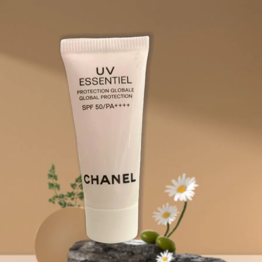 Набор образцов солнцезащитного лосьона-праймера CHANEL, 5 мл, SPF 50/PA++++, UV-защита — фото 3