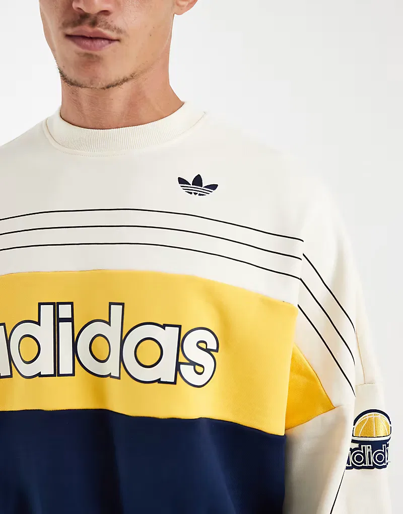 Свитшот Adidas Originals Originals в стиле университетской формы, кремово-белый — фото 2