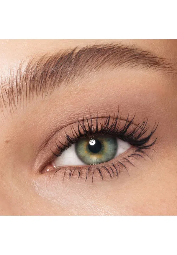 Карандаши для теней Exagger-eyes - тени для век 1.6 г Charlotte Tilbury, цвет 1 nude sculpt — фото 2