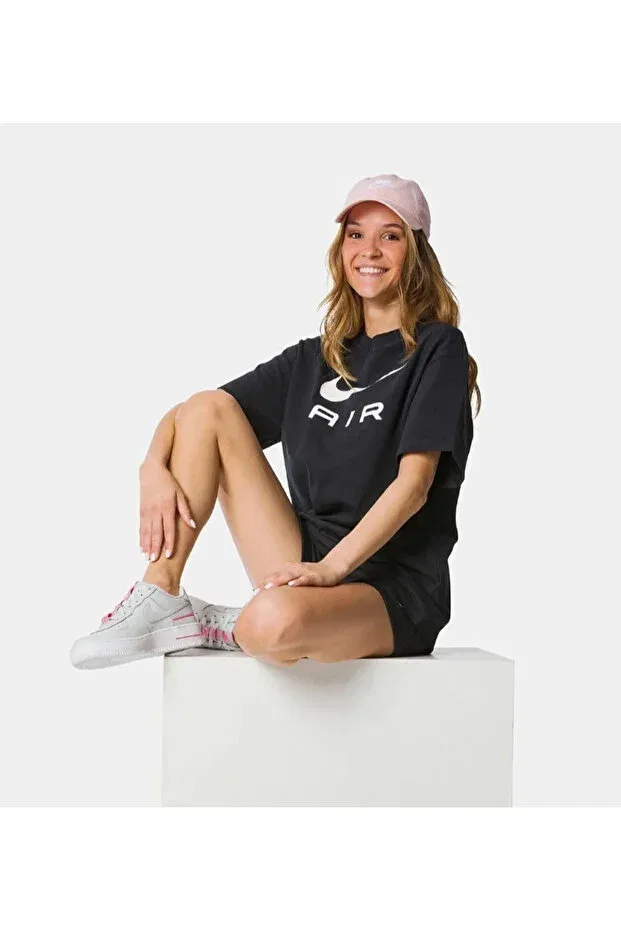 Женская футболка с принтом Nike, Black — фото 4