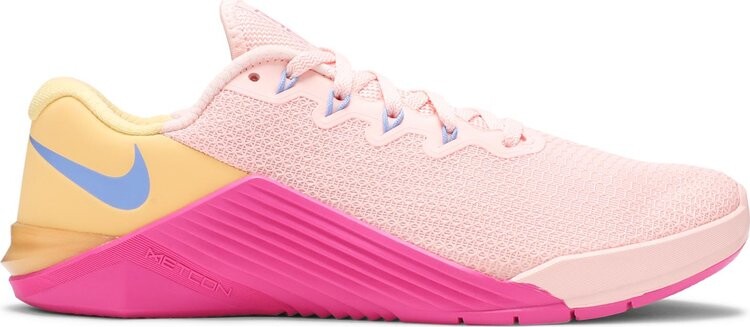 

Кроссовки Nike Wmns Metcon 5 'Washed Coral Pink', розовый