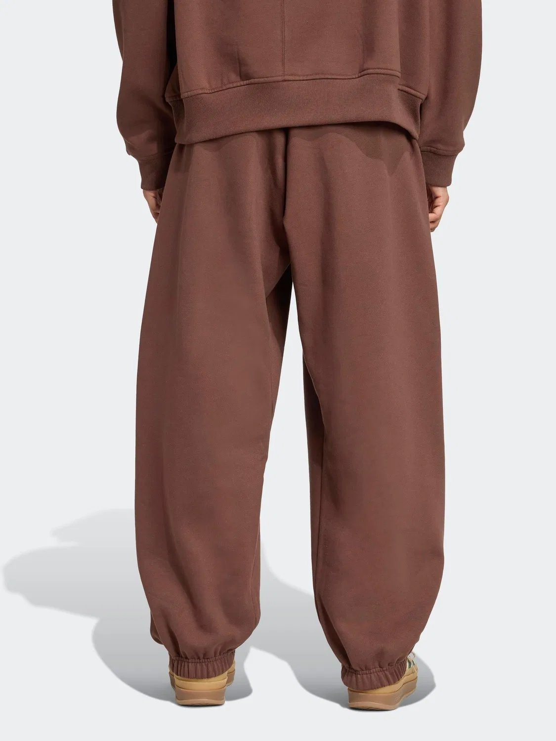 Джоггеры Oversized Essentials Linear, adidas Originals, коричневый — фото 2