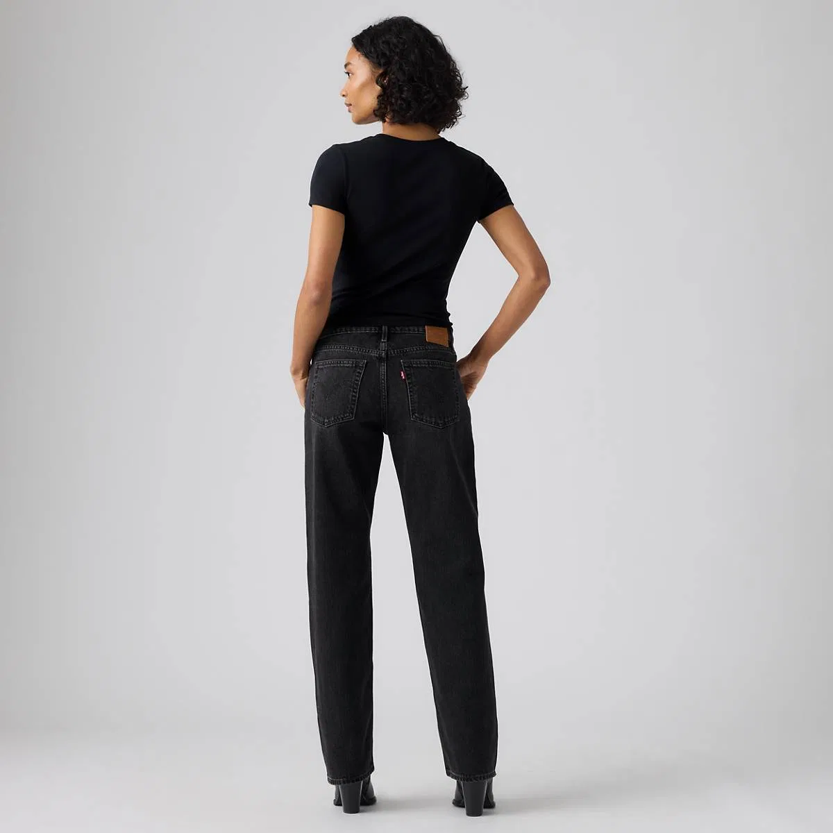 Женские джинсы прямого кроя с низкой посадкой Levi's, Tech Storm - Black — фото 4