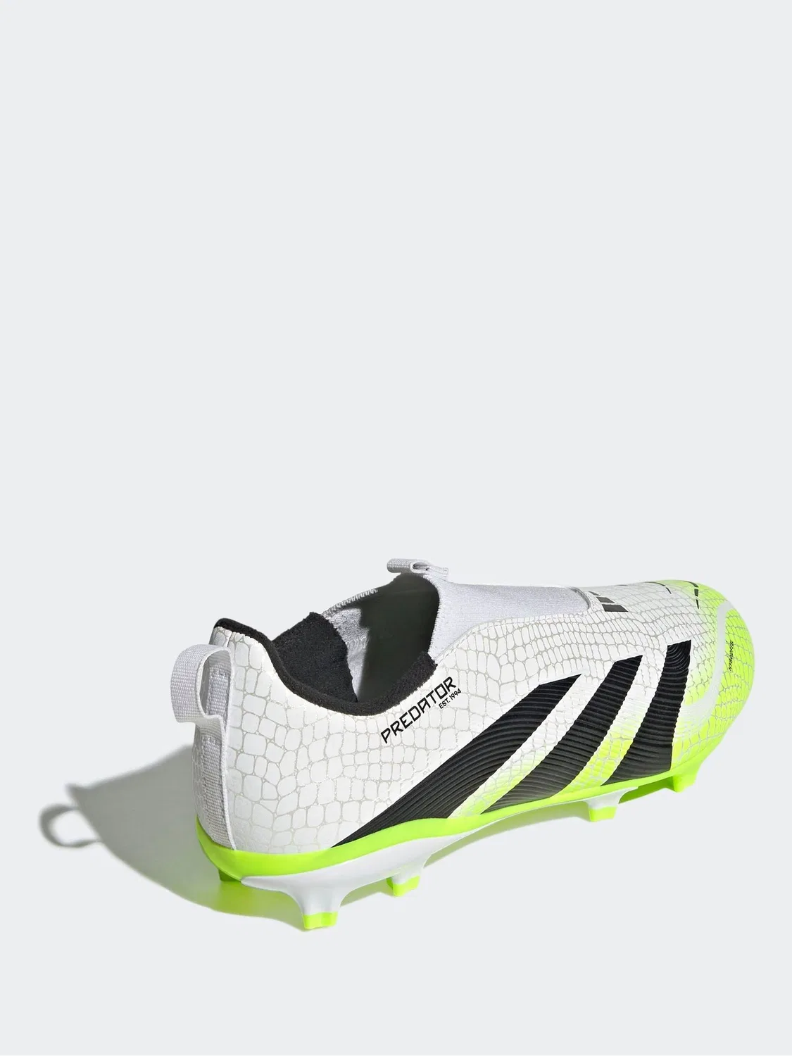 Футбольные бутсы Predator League Laceless adidas, белые — фото 2