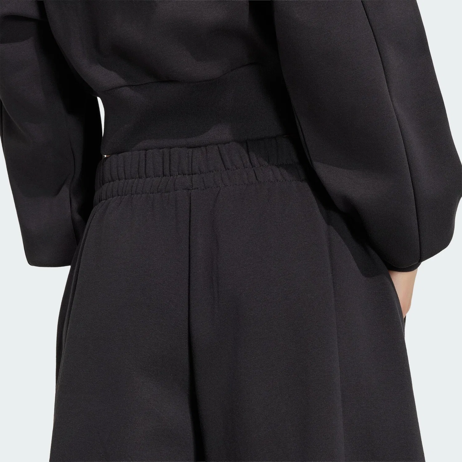 Женские флисовые штаны с завязкой Essentials Contemporary Fleece Hose mit Barrel-Bein Adidas, Schwarz — фото 4