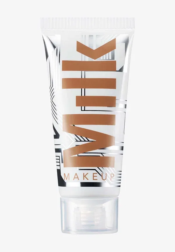 Бронзер жидкий Bionic Bronzer Milk Makeup Light Bronze 17 мл, цвет light bronze