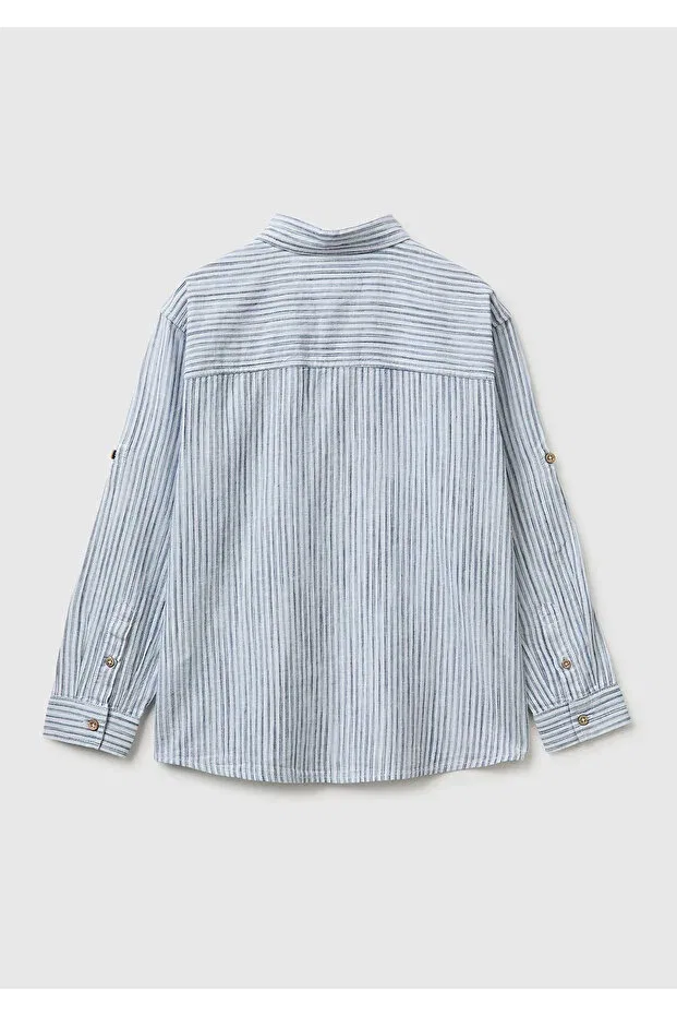 Детская рубашка для мальчиков с принтом Ice Blue Logo Embroidered Striped Classic Collar Shirt With Pockets And Wooden Buttons United Colors Of Benetton, Ice Blue — фото 2