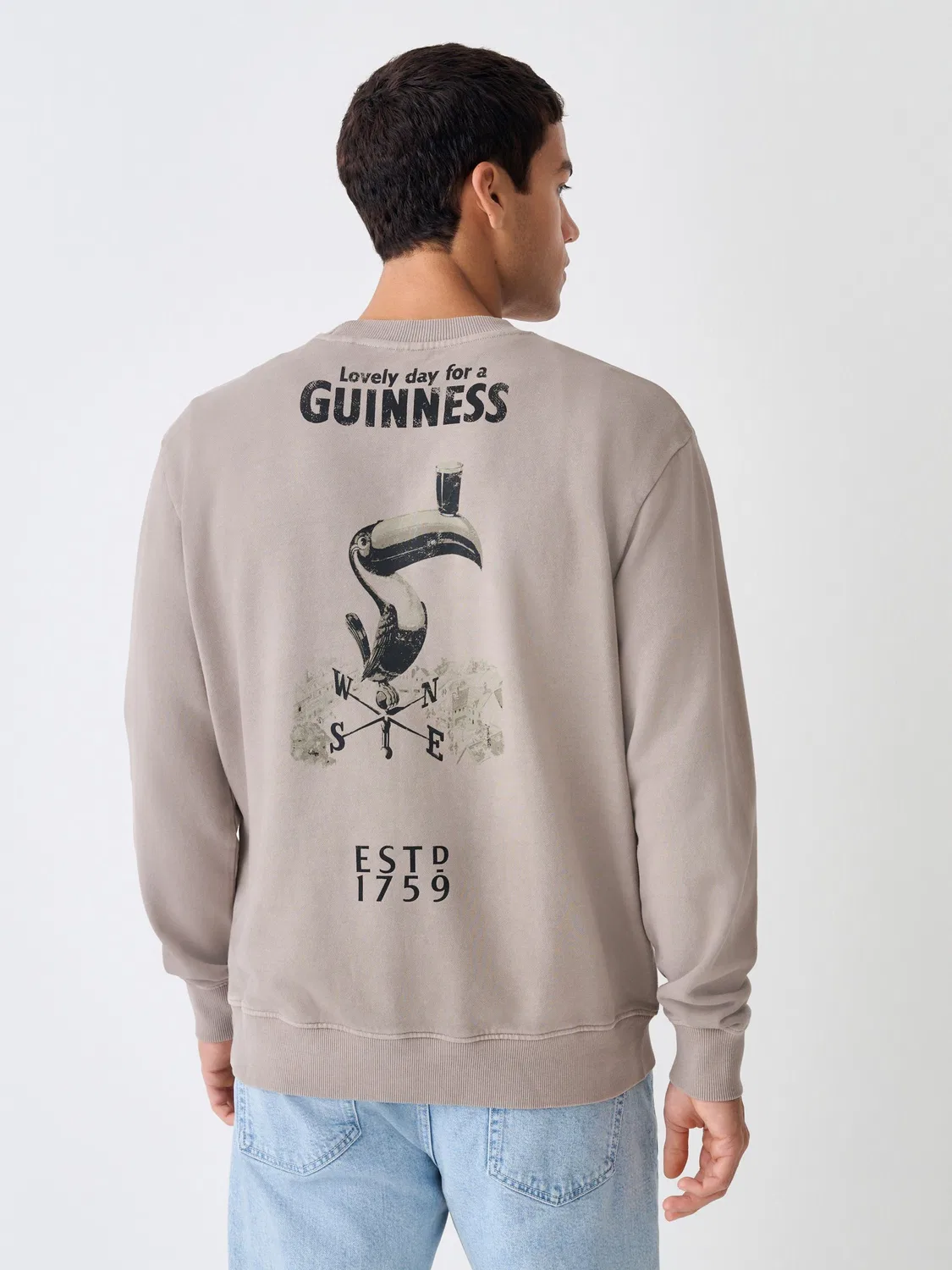 Свитшот с графическим принтом Guinness Neutral Stone Next