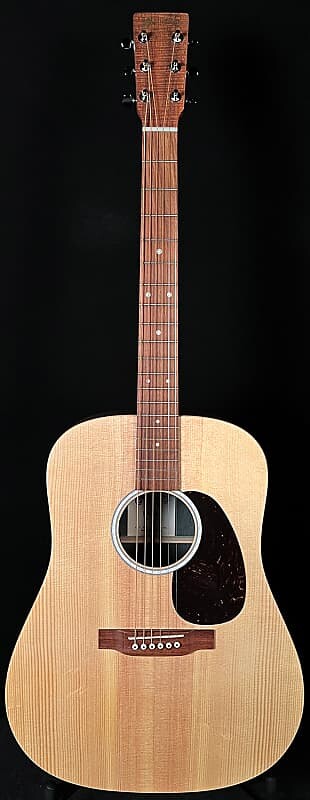

Гитары Martin D-X2E Guitars D-X2E