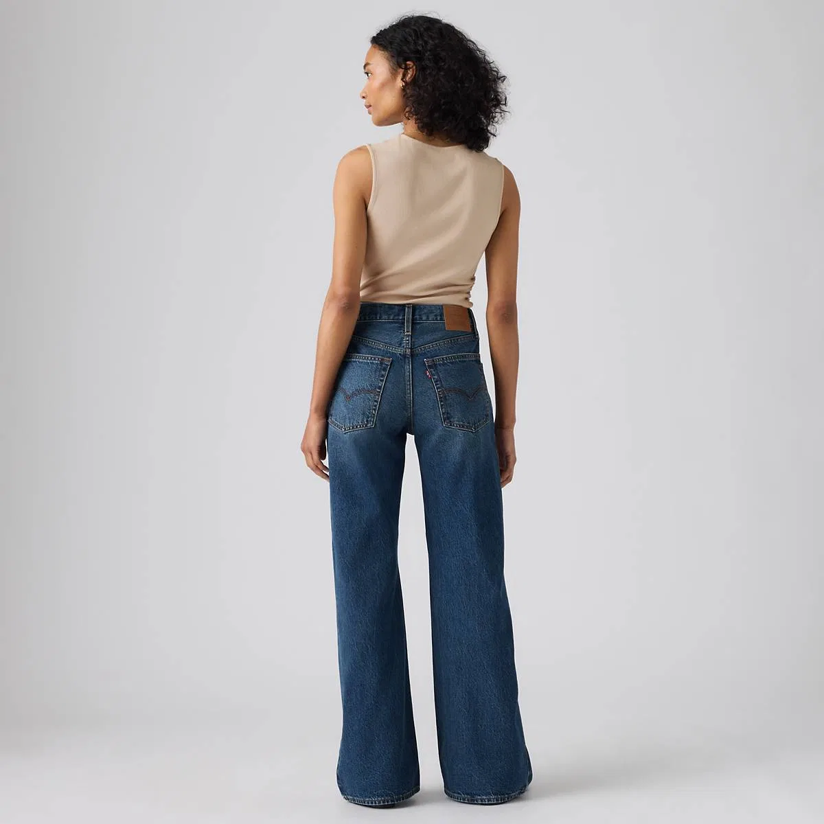 Женские джинсы свободного кроя (модель bootcut) Levi's, Phoenix Rising - Dark Wash — фото 3