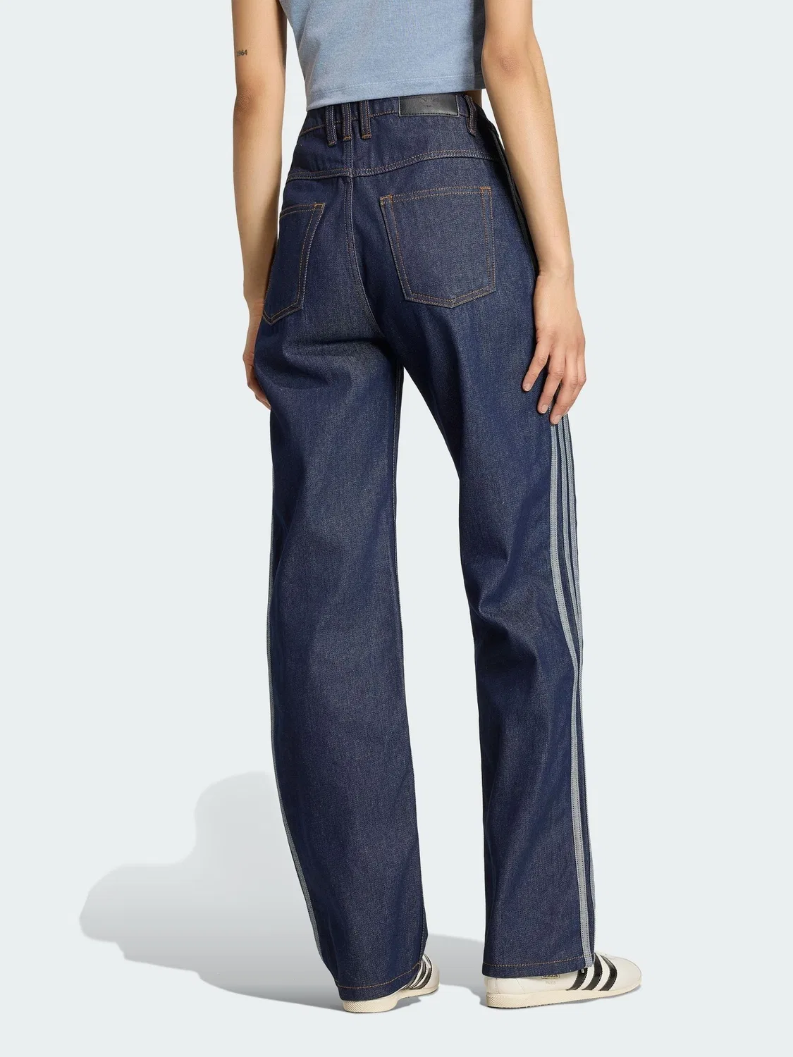 Джинсы Alpha Industries Foil Basic, adidas Originals, Blue Denim — фото 2