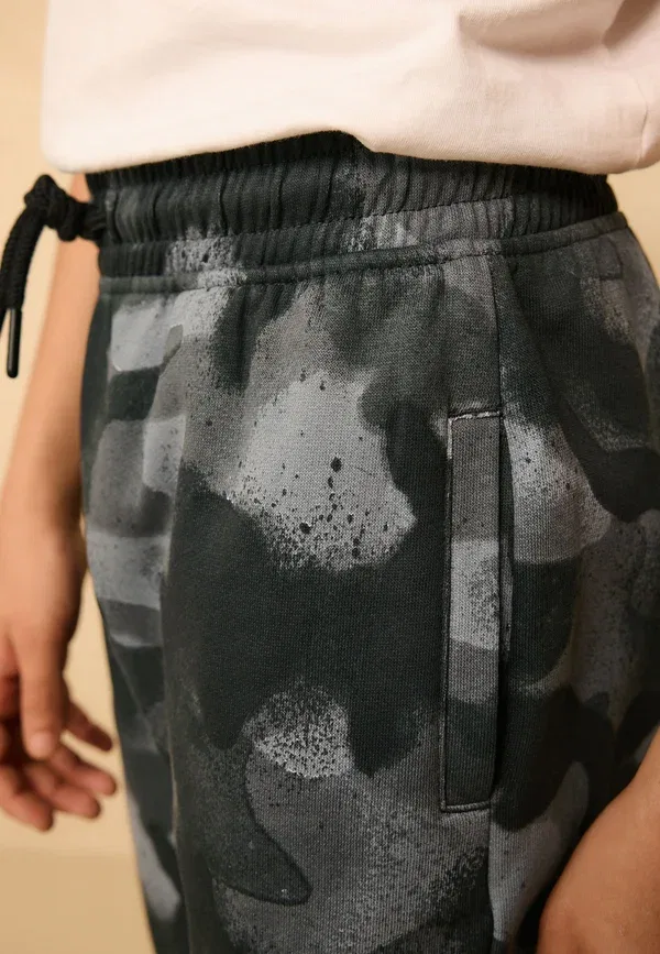 Комплект из худи и брюк, камуфляж, Regular fit joggers set, Next, Camouflage — фото 2