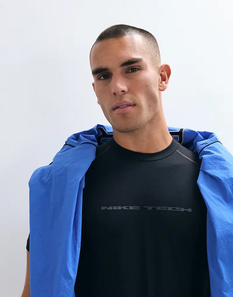 Футболка Nike Tech Pro с логотипом на груди, облегающего кроя, черный — фото 2