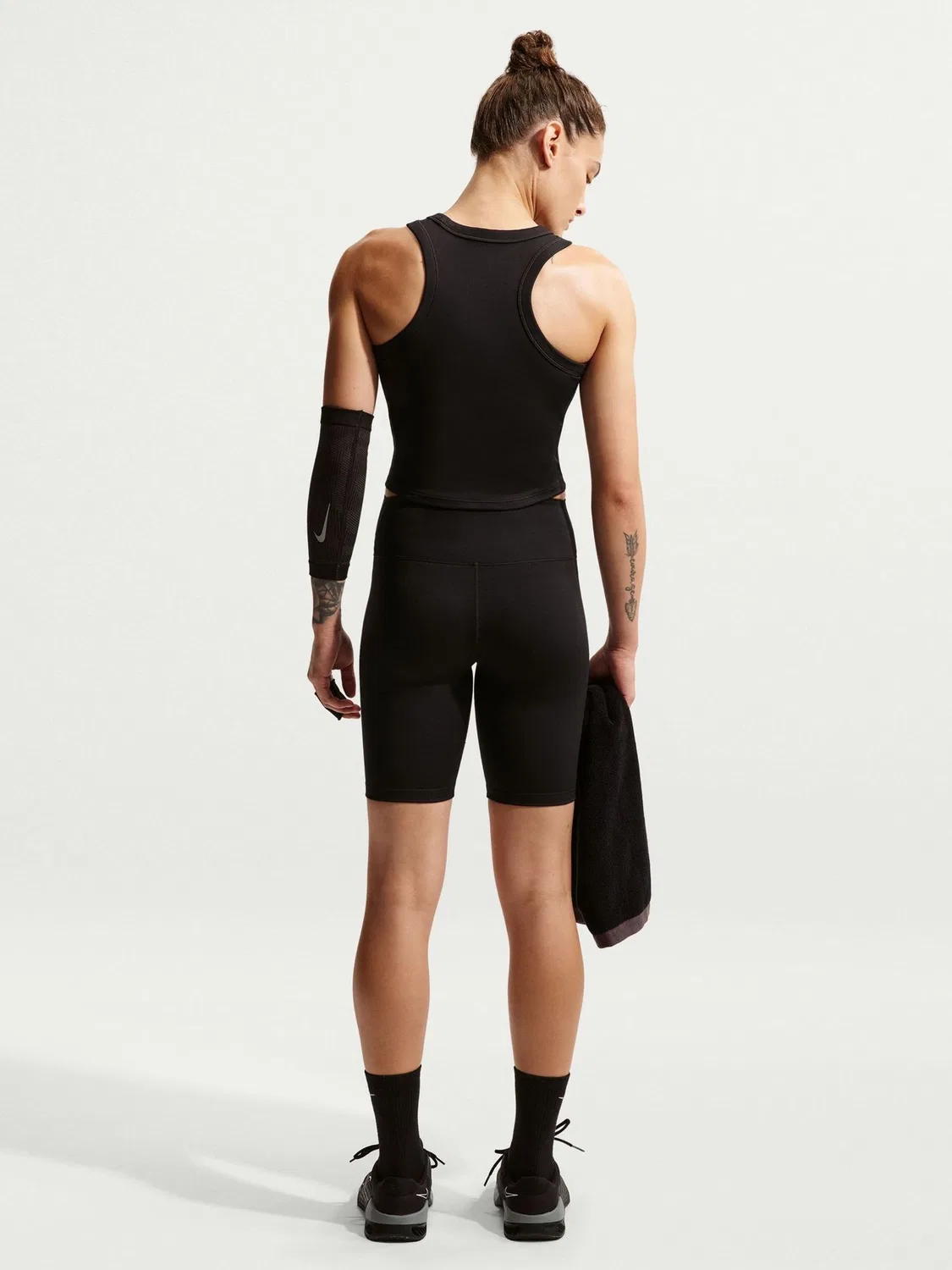 Шорты велосипедные Nike One High-Waisted 8" Nike, черный — фото 2