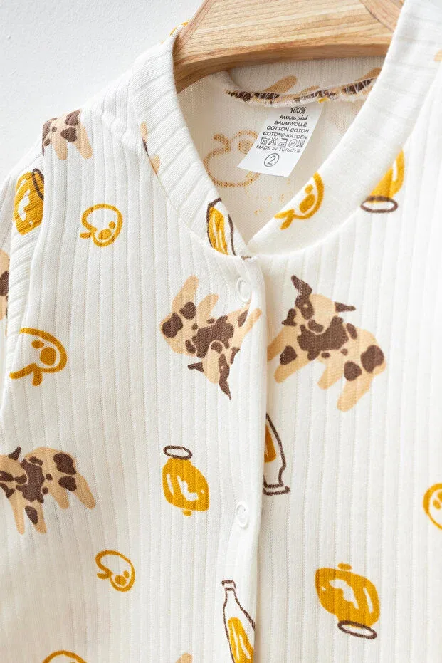 Детский комбинезон для новорожденных с принтом Little Cows Yukobaby Bebeğiniz Için En Doğalı, Ecru — фото 2