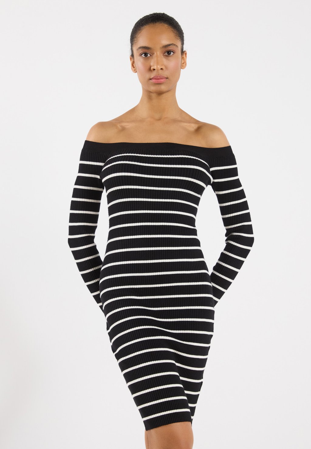 

Вязаное платье Even&Odd by Zalando, черный