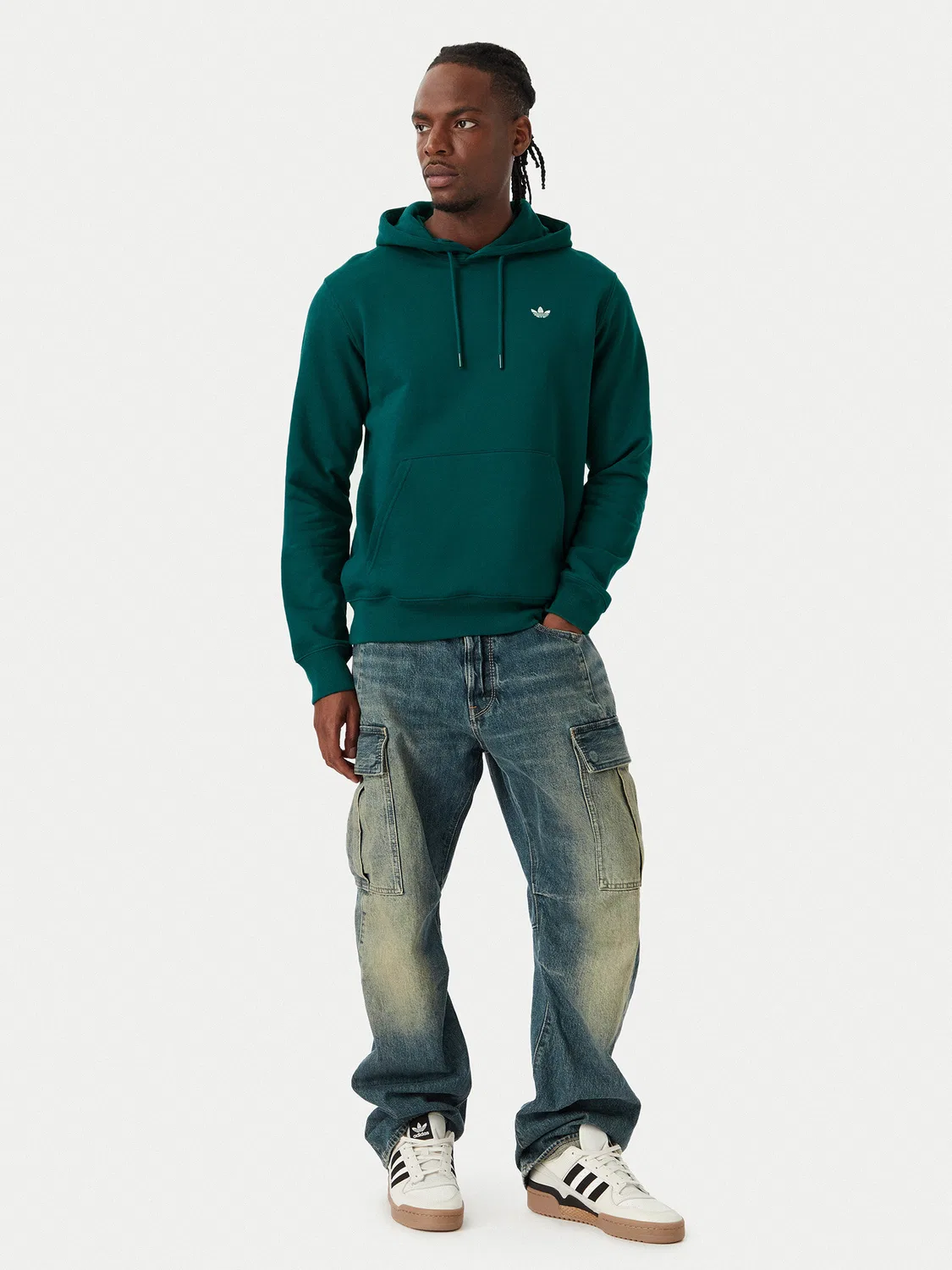 Мужская толстовка стандартного кроя Trefoil Essentials Adidas, темно-зеленый — фото 2
