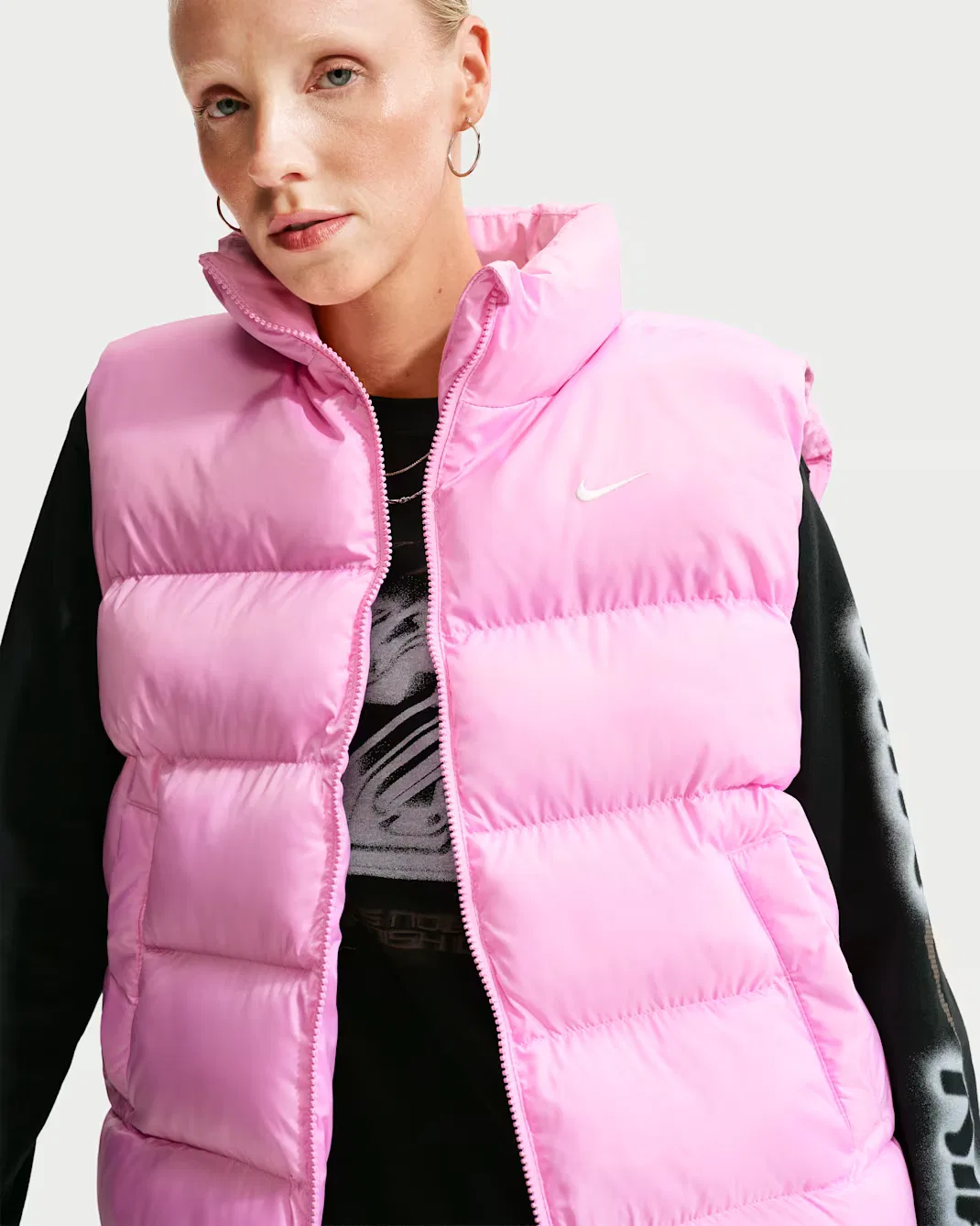 Женский терможилет Therma-FIT Nike Sportswear, Pink Rise/Sail — фото 3