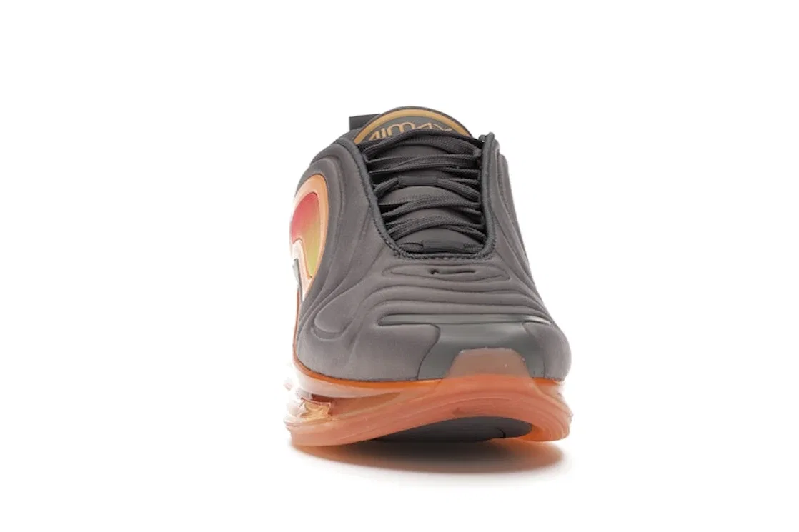 Детские кроссовки Lifestyle Nike Air Max 720, Black/Black-Fuel Orange-Orange Pulse-Yellow Pulse — фото 2