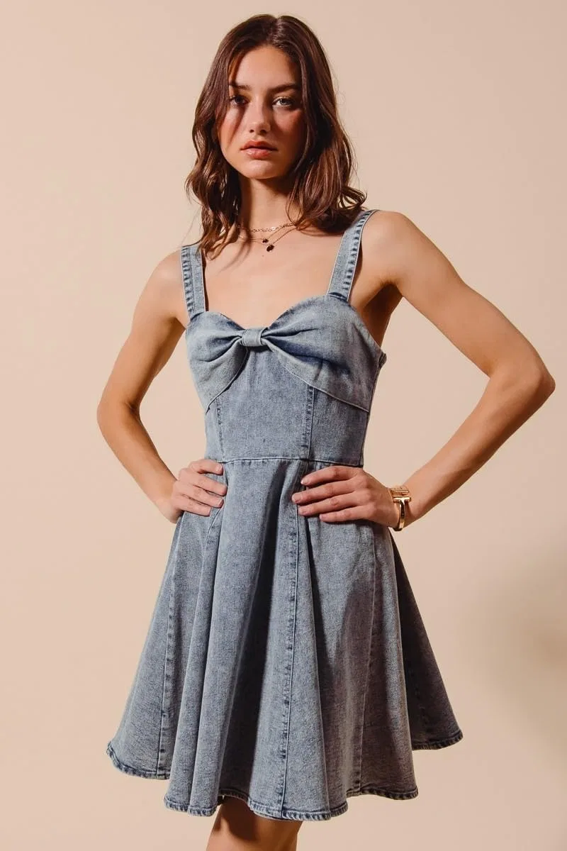 Женское джинсовое платье с бантом Mineral Washed Bow Ribbon Denim Flare, Denim — фото 3