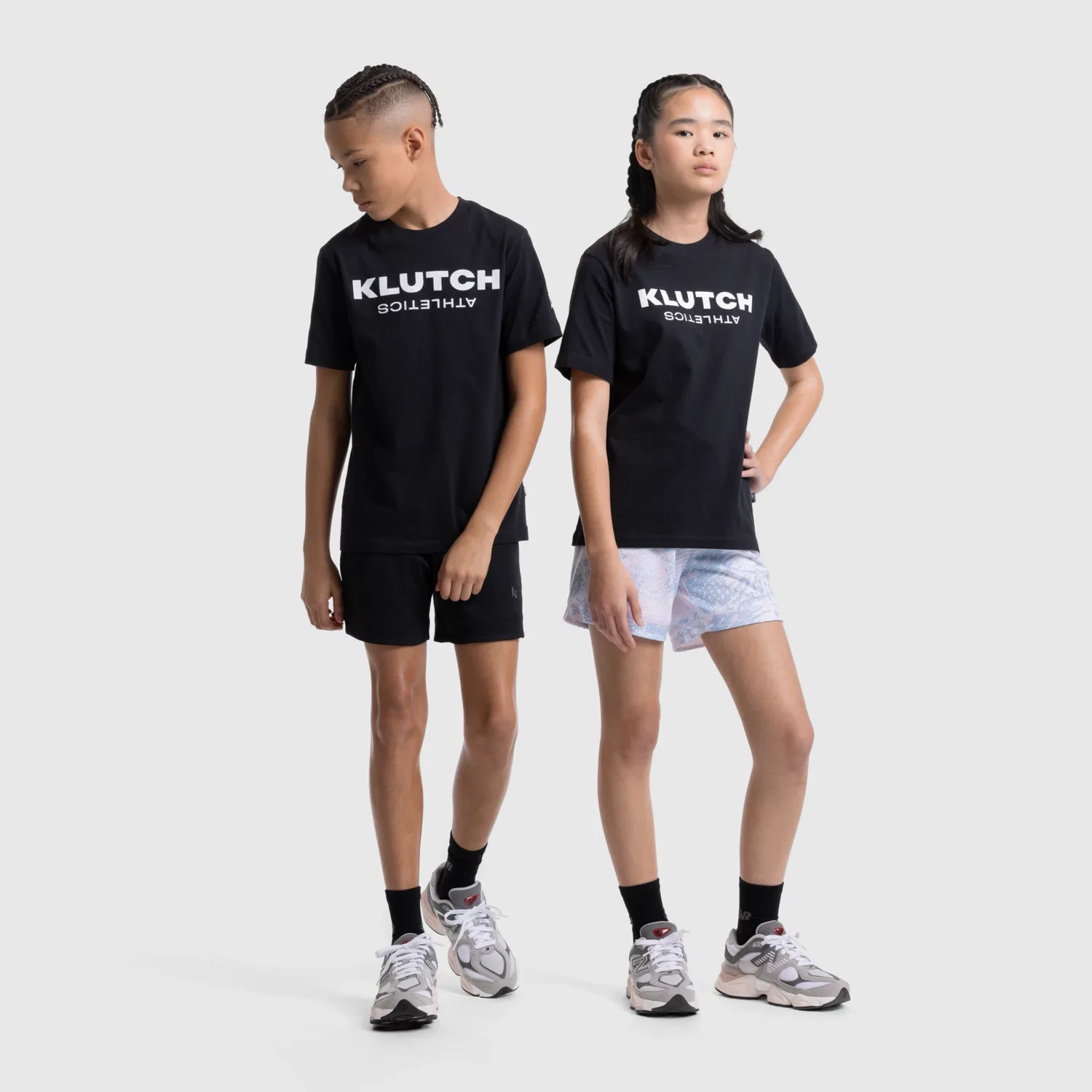 Детские шорты из сетчатого трикотажа с эластичным поясом Klutch Athletics New Balance, Caviar — фото 2