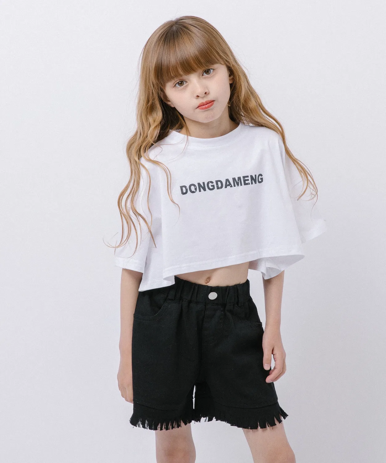 Детская футболка с принтом, модель Drop Shoulder Cropped T-Shirt URBAN CHERRY, Белый