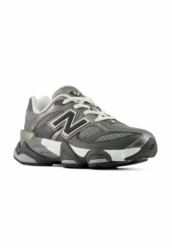 Кроссовки с кожаными вставками 9060 New Balance magnet faded black, черный — фото 2