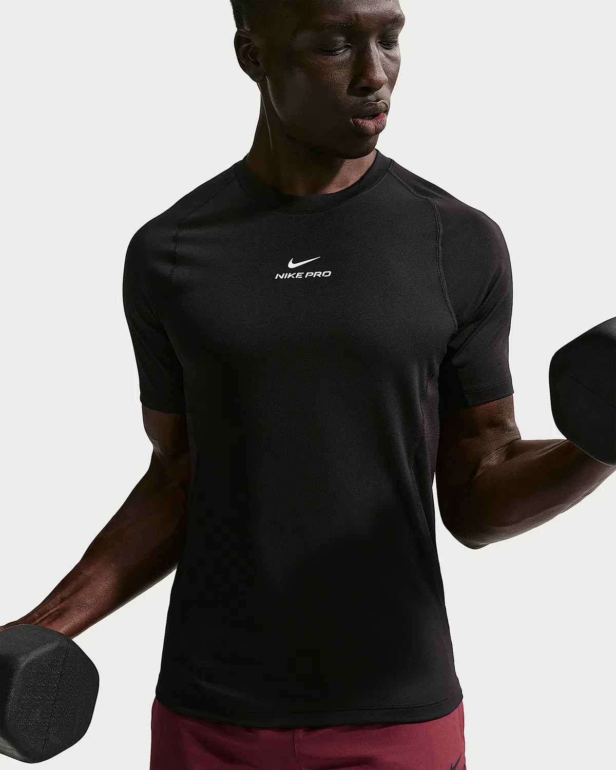 Мужская футболка Dri-FIT с коротким рукавом Nike Pro Training, Black/White — фото 3