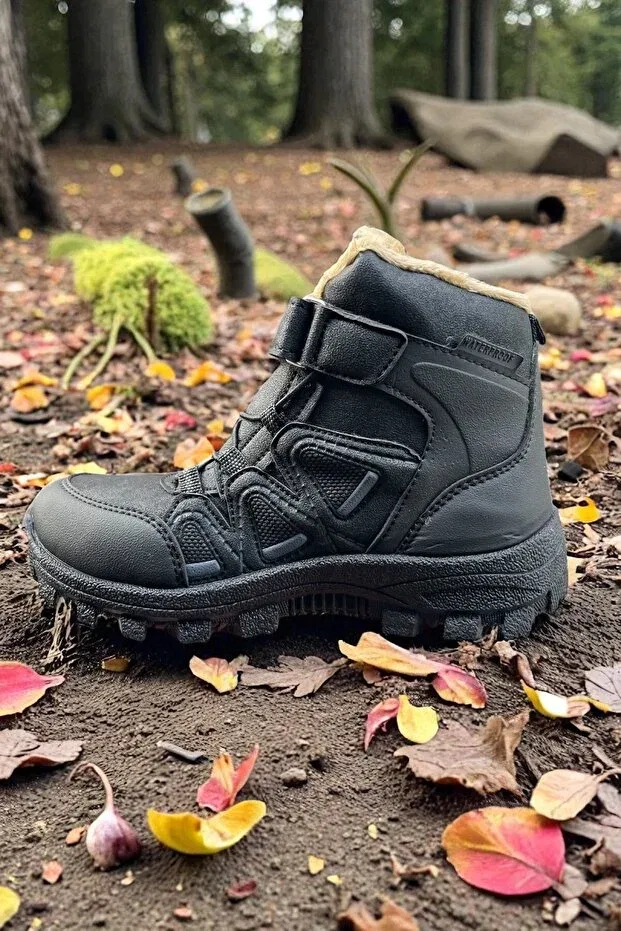 Детские ботинки для девочек на плоском ходу Lagoos, Black 35325 — фото 2