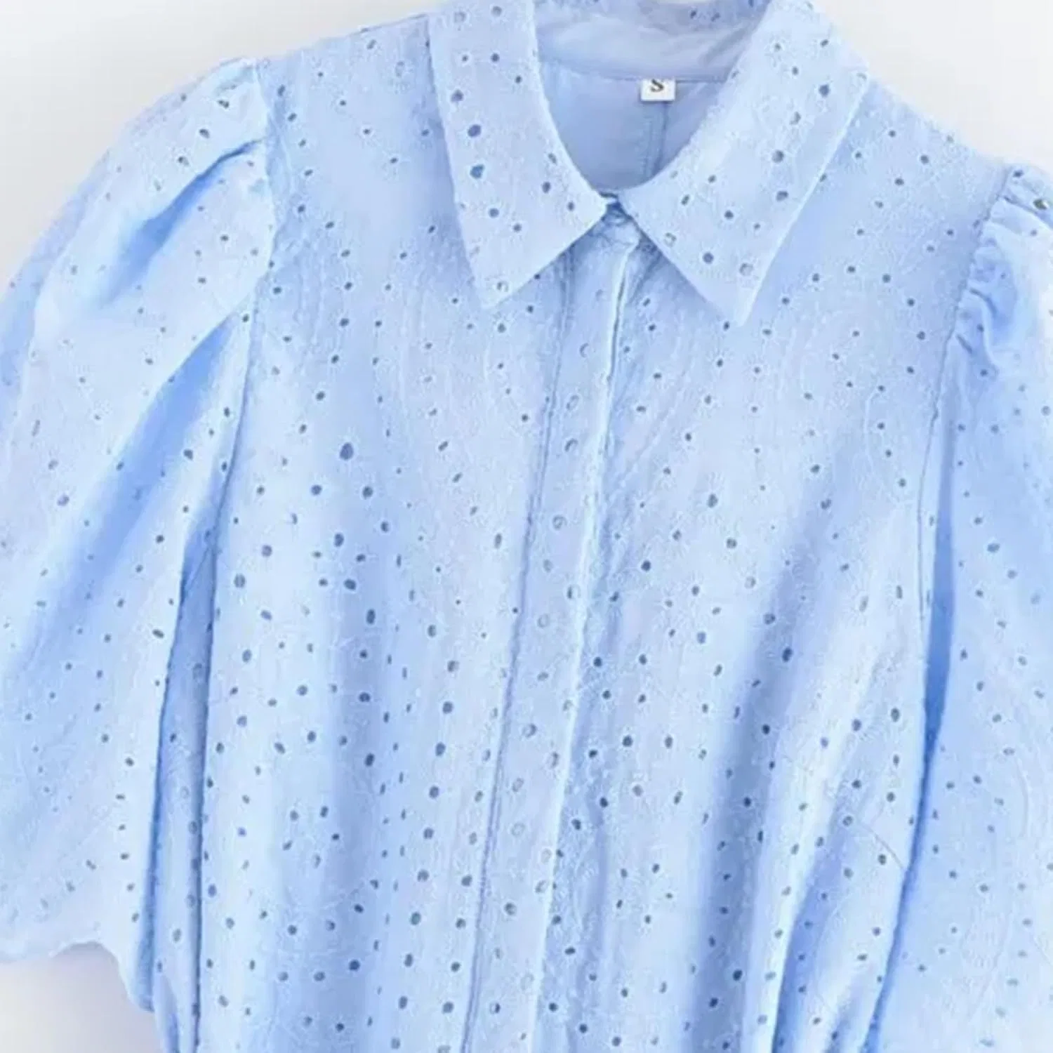 Женское платье миди с вышивкой и поясом Casual Elegant, Sky Blue — фото 4