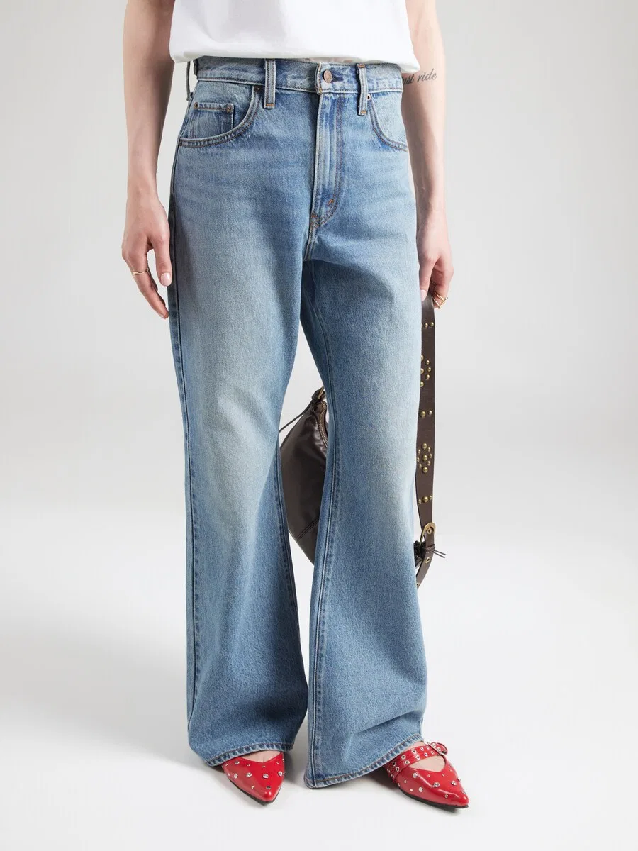 Джинсы-клеш LEVI'S 'Cinch Flare' синего цвета — фото 2