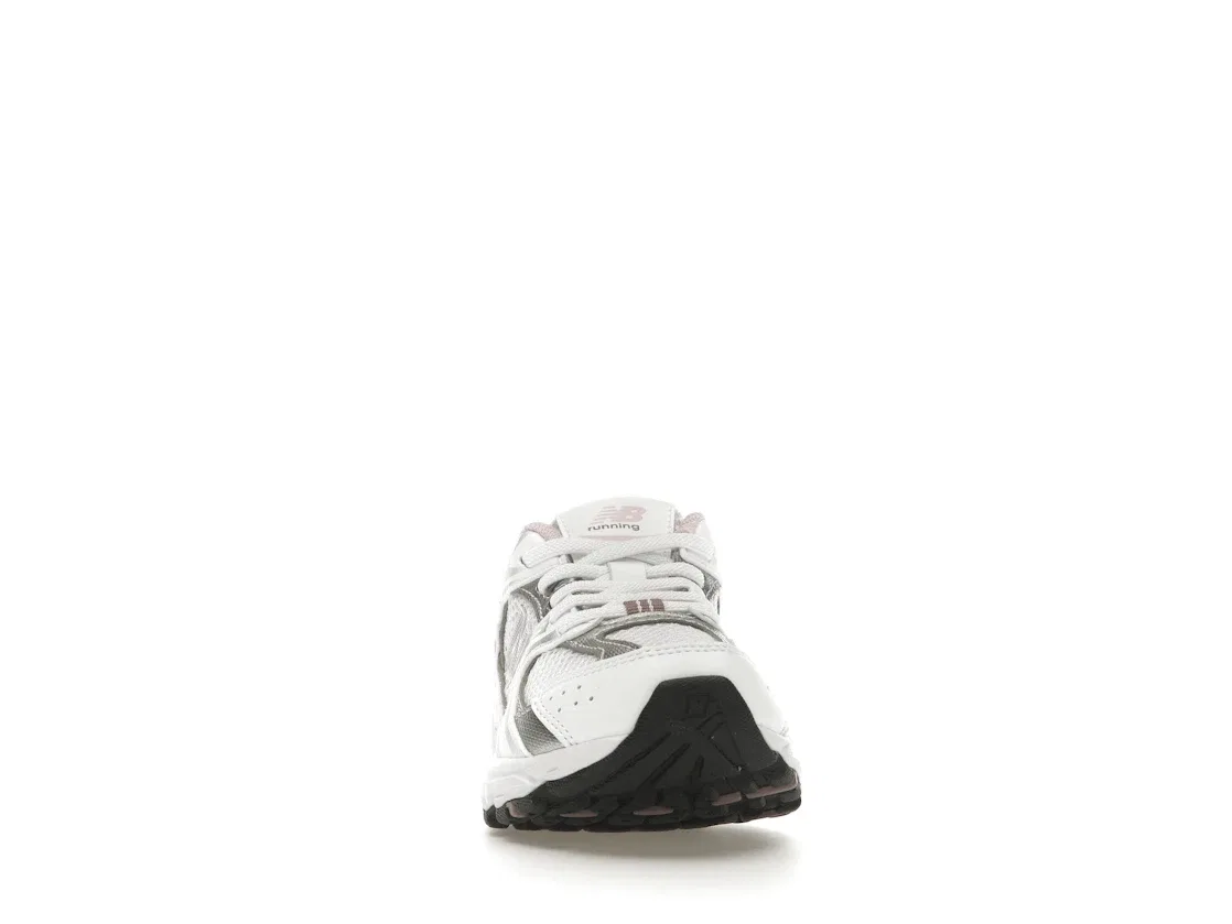 Детские кроссовки Lifestyle New Balance 530 Bungee, White/Mid Century Pink — фото 2