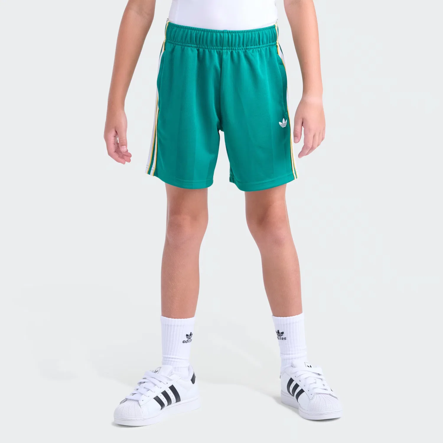 Детские спортивные шорты с кулиской Archieve Soccer Adidas Originals, зеленый