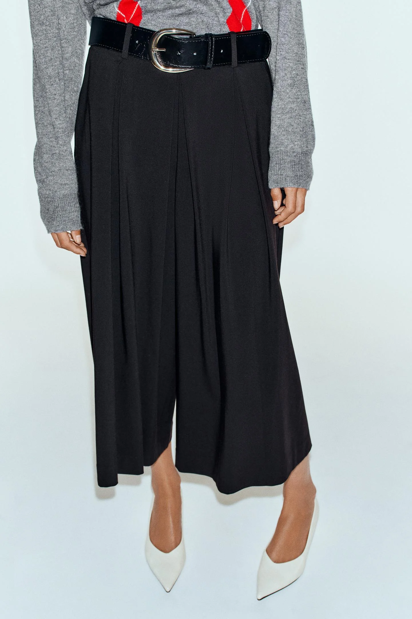 Брюки Zara Culotte Pliegues Cinturón, черный