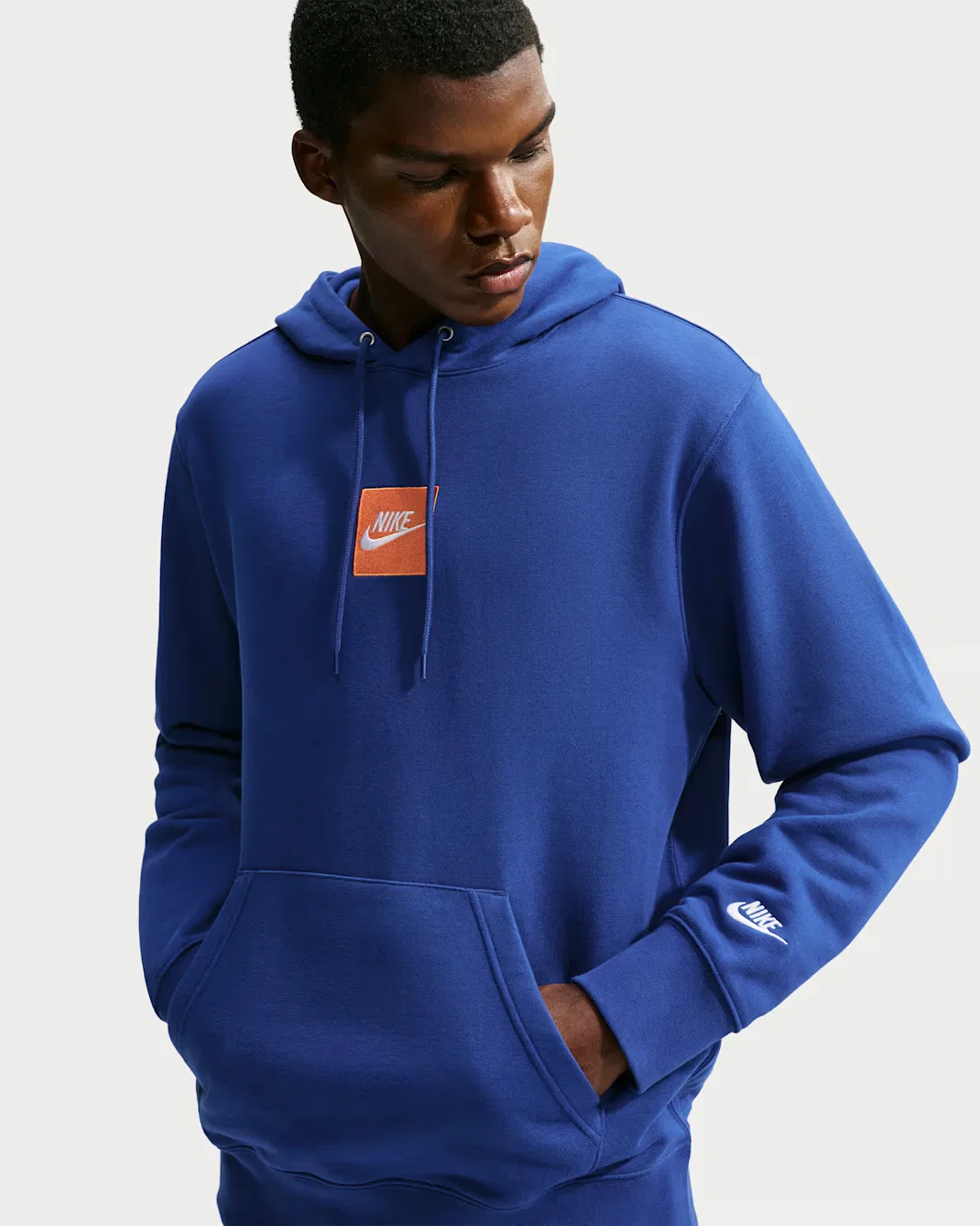 Мужская толстовка с капюшоном из французского махрового трикотажа Nike Club, Deep Royal Blue/Deep Royal Blue/White
