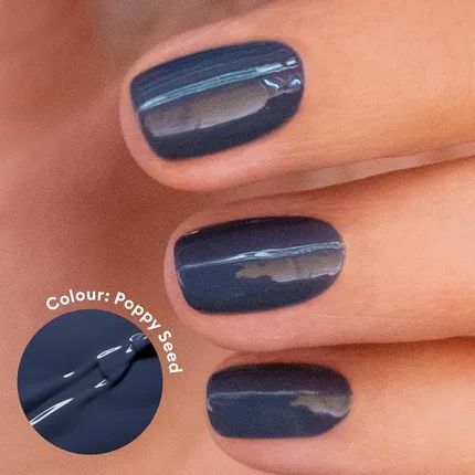 Лак для ногтей Poppy Seed Intense Black Classic Manucurist, Green