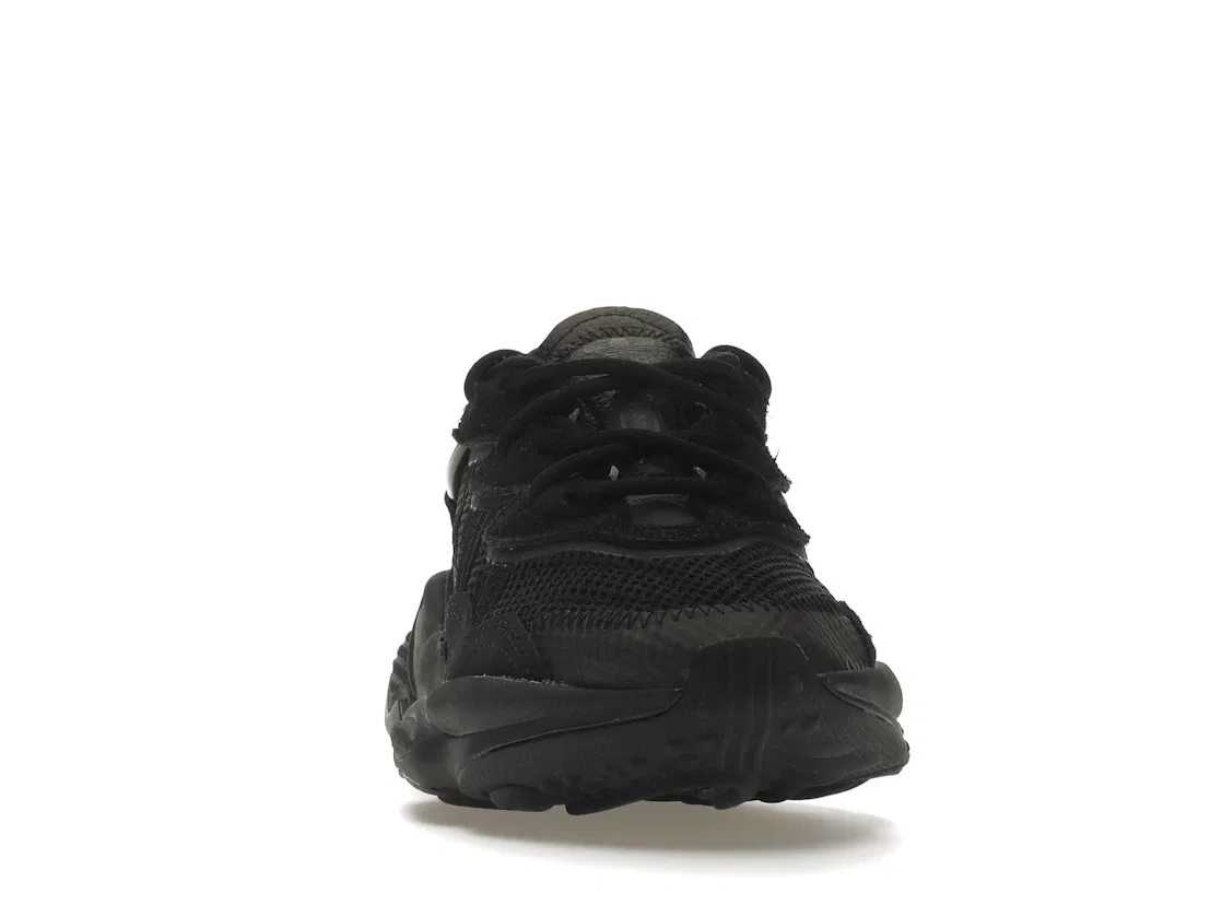 Детские кроссовки Lifestyle с массивным силуэтом Adidas Ozweego, Core Black/Core Black/Grey — фото 2